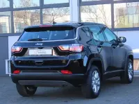 Gebraucht Jeep Compass 131 PS (96 kW) 2024 Schwarz SUV