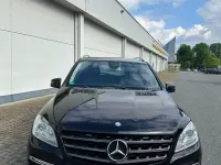 Gebraucht Mercedes ML350 258 PS (189 kW) 2012 Schwarz SUV