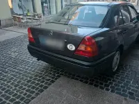 Gebraucht Mercedes C180 122 PS (89 kW) 1994 Braun Limousine