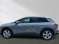 Gebraucht Audi Q4 e-tron Comfort 150 kW (204 PS) 2023 Kieselgrau SUV