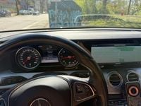 Usado Mercedes E220 Avantgarde 194 CV (142 kW) 2018 Negro Familiar