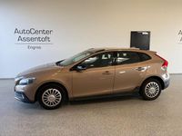 Gebraucht Volvo V40 CC 114 PS (83 kW) 2015 Braun Kombi