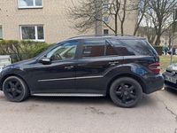 Gebraucht Mercedes ML320 224 PS (164 kW) 2007 Schwarz SUV
