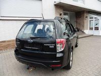 Gebraucht Subaru Forester Exclusive+ 147 PS (108 kW) 2013 Schwarz SUV