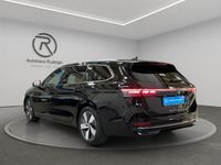 Gebraucht VW Passat Elegance 150 PS (110 kW) 2024 Grenadillschwarz metallic (metallic) Kombi