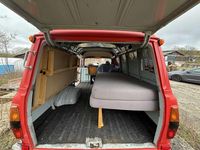 Second-hand Ford Transit 65 CP (47 kW) 1977 Roșu Monovolum