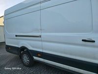 Second-hand Ford Transit 131 CP (96 kW) 2020 Alb Monovolum