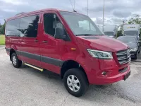 Neu Mercedes Sprinter 190 PS (139 kW) 2026 Rot Van