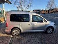 Gebraucht VW Caddy Comfortline 102 PS (75 kW) 2018 Silber Van / Kleinbus
