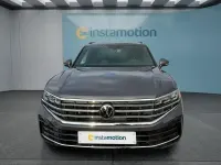 Gebraucht VW Touareg 286 PS (210 kW) 2025 Grau SUV