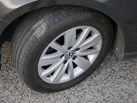 Gebraucht VW Passat 105 PS (77 kW) 2010 Braun Limousine