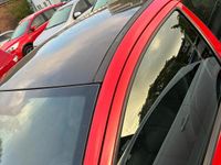 Gebraucht Peugeot 207 95 PS (69 kW) 2012 Rot Kleinwagen
