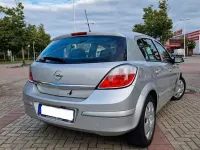 Gebraucht Opel Astra 105 PS (77 kW) 2005 Silber Limousine