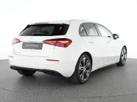 Gebraucht Mercedes A200 Advanced 163 PS (119 kW) 2025 Weiß Limousine