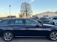Gebraucht Mercedes C200 Exclusive 184 PS (135 kW) 2019 Blau Kombi