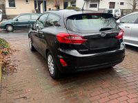 Gebraucht Ford Fiesta Cool & Connect 80 PS (58 kW) 2017 Schwarz Kleinwagen