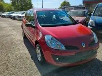 Gebraucht Renault Clio II Expression 75 PS (55 kW) 2006 Rot Kleinwagen