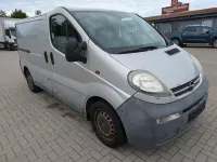 Gebraucht Opel Vivaro 101 PS (74 kW) 2005 Silber Van / Kleinbus