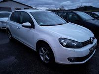 Gebraucht VW Golf VI Trendline 80 PS (58 kW) 2010 Weiß Kleinwagen
