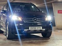 Gebraucht Mercedes ML320 224 PS (164 kW) 2006 Schwarz SUV