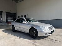 Gebraucht Mercedes E220 Elegance 150 PS (110 kW) 2004 Silber Limousine