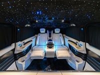 Gebraucht Mercedes V300 237 PS (174 kW) 2024 Schwarz Van / Kleinbus