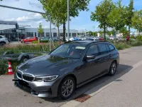 Gebraucht BMW 330e Sport Line 292 PS (214 kW) 2022 Grau Kombi
