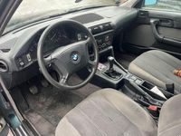Gebraucht BMW 520 Basis 150 PS (110 kW) 1995 Grün Limousine