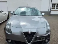 Gebraucht Alfa Romeo Giulietta Turismo 105 PS (77 kW) 2012 Grau Kleinwagen