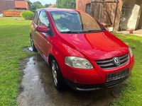 Second-hand VW Fox 55 CP (40 kW) 2005 Roșu Hatchback