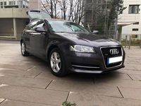 Gebraucht Audi A3 Attraction 140 PS (102 kW) 2012 Grau Kleinwagen