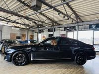 Gebraucht BMW 750 530 PS (389 kW) 2021 Black sapphire metallic Limousine
