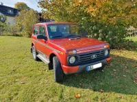 Gebraucht Lada Urban 83 PS (61 kW) 2019 Orange SUV