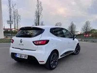 Używany Renault Clio IV LIMITED 90 KM (66 kW) 2017 Biały Sedan/Limuzyna