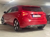 Gebraucht Mercedes A180 122 PS (89 kW) 2016 Rot Limousine