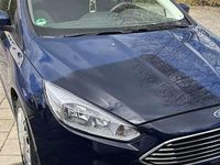 Gebraucht Ford Focus Ambiente 101 PS (74 kW) 2015 Blau Kleinwagen