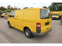 Gebraucht VW T5 84 PS (61 kW) 2011 Ginstergelb r1032 Van