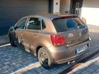 Gebraucht VW Polo 90 PS (66 kW) 2013 Braun Kleinwagen