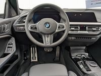 gebraucht BMW 118 iA M-Sport Navi AHK RFK HIFI