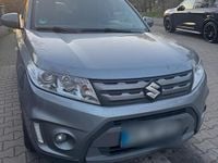 Gebraucht Suzuki Vitara 120 PS (88 kW) 2017 Silber SUV