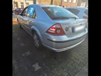 Gebraucht Ford Mondeo 125 PS (91 kW) 2007 Silber Limousine