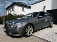 Gebraucht Mercedes E220 Avantgarde 170 PS (125 kW) 2011 Grau Limousine
