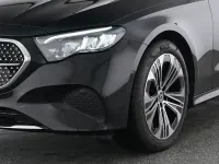 Gebraucht Mercedes E220 Avantgarde 197 PS (144 kW) 2025 Schwarz Limousine