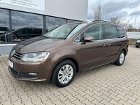 Gebraucht VW Sharan Comfortline 150 PS (110 kW) 2012 Braun Van / Kleinbus