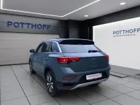 Gebraucht VW T-Roc Goal 116 PS (85 kW) 2025 Petroleum blue metallic SUV