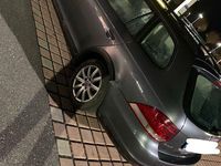 Gebraucht VW Golf VI Comfortline 105 PS (77 kW) 2009 Grau Kleinwagen