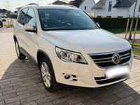Gebraucht VW Tiguan 140 PS (102 kW) 2011 Weiß SUV