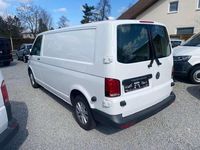 Gebraucht VW Transporter 150 PS (110 kW) 2022 Candyweiß Van