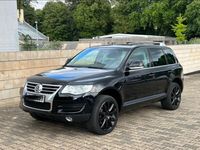 gebraucht VW Touareg 3.0 TDI Automatik AHK -Bi-Xenon - SHZ Top !!