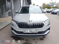 Neu Skoda Karoq Selection 150 PS (110 kW) 2025 Grau SUV